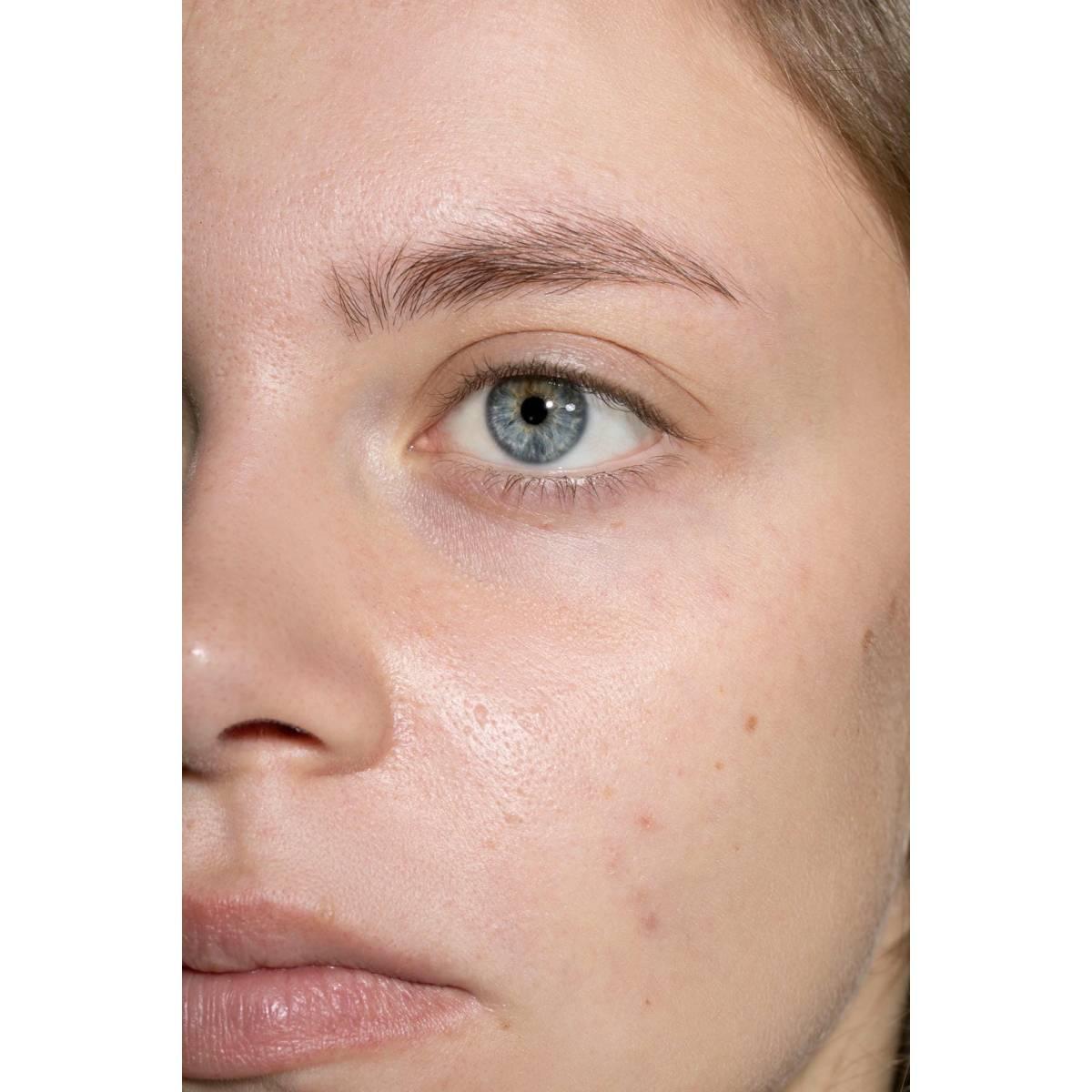 PuroBio Perfect One Concealer 02